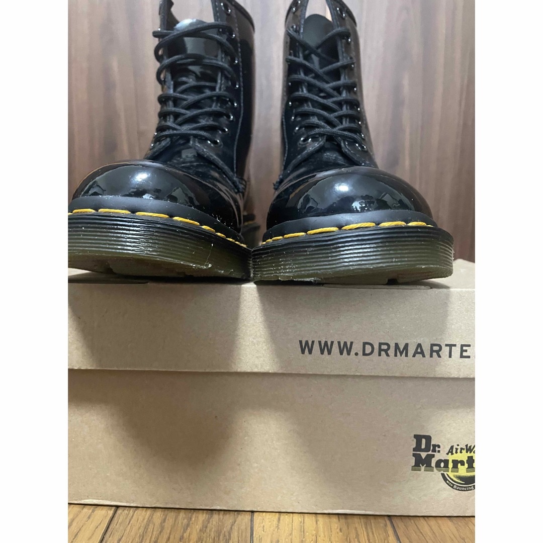 【美品】ドクターマーチン Dr.Martens 8ホールエナメルUK6US8 【美品】ドクターマーチン Dr.Martens 8ホールエナメルUK6US8