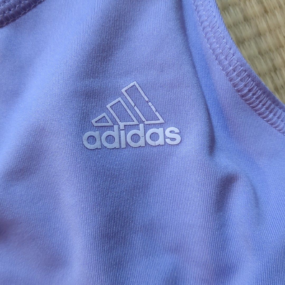 adidas(アディダス)のアディダス　スポーツウェア　タンクトップ レディースのトップス(タンクトップ)の商品写真