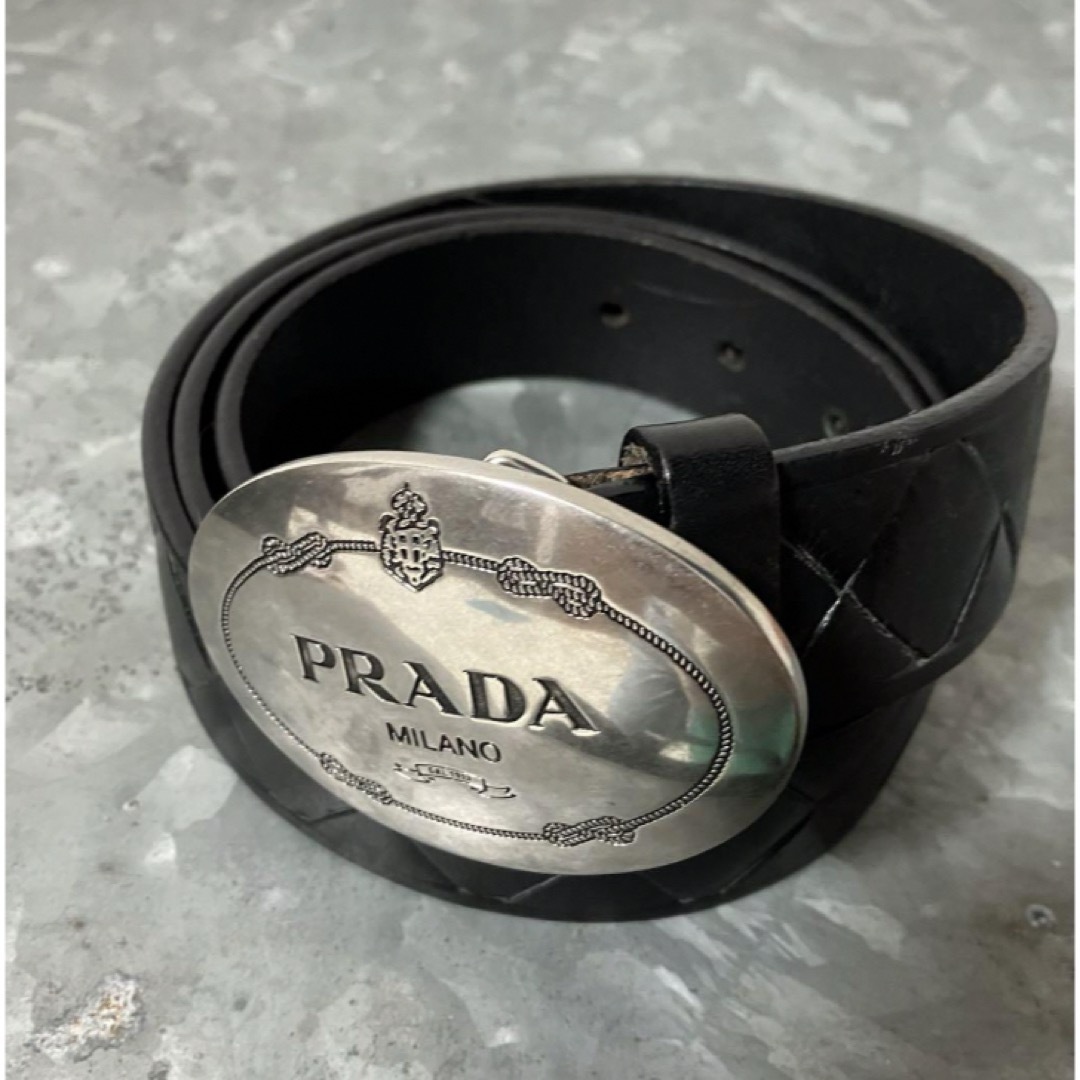 PRADA(プラダ)のPRADA プラダ ベルト カナバ　ロゴ バックル レザー ブラック メンズ メンズのファッション小物(ベルト)の商品写真