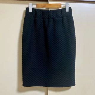 ダブルクローゼット(w closet)の★☆w closet☆キルティングタイトスカート(ひざ丈スカート)