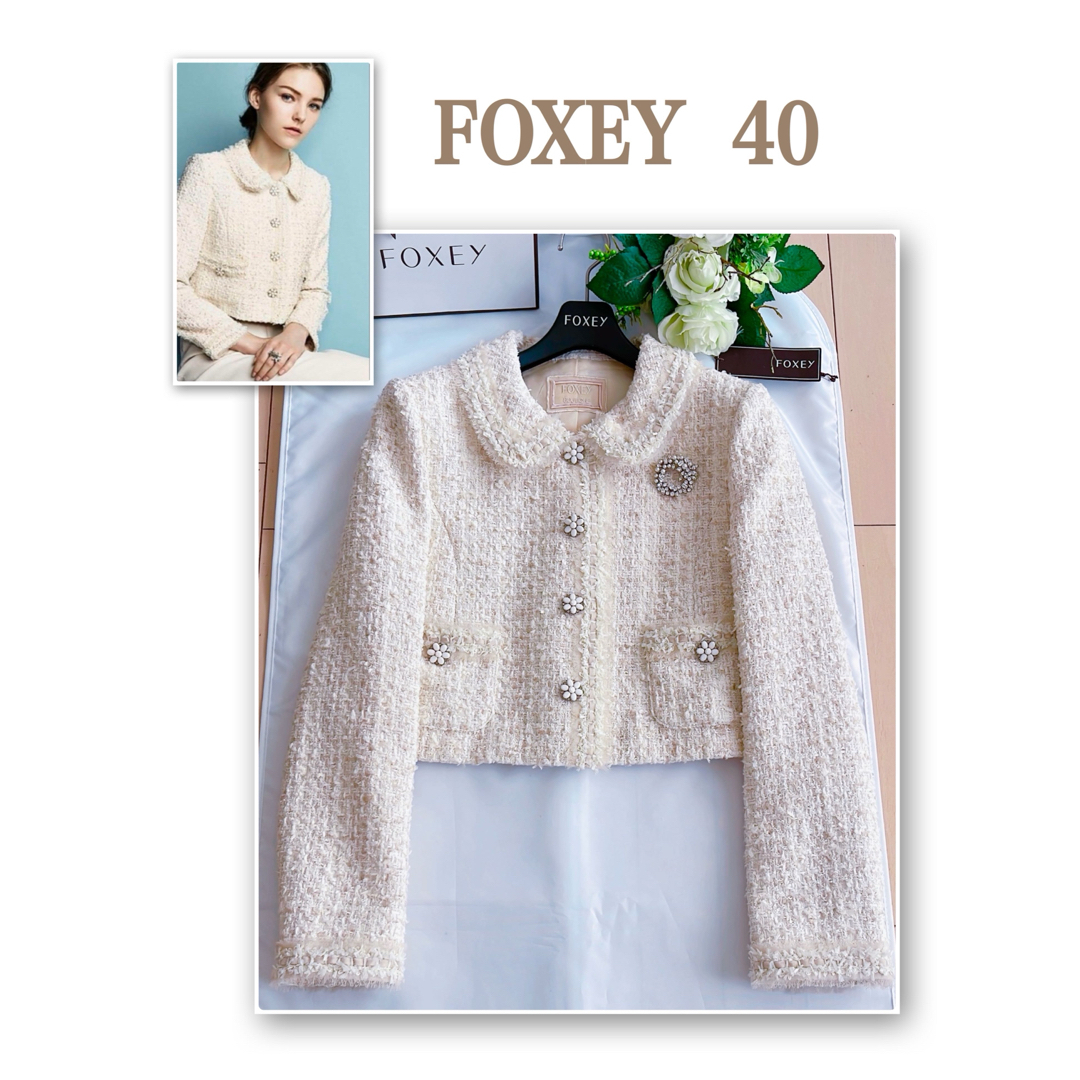 FOXEY(フォクシー)のFOXEY 14万ジュエルツィートジャケット入園、入学40新品同様　Rene レディースのジャケット/アウター(テーラードジャケット)の商品写真