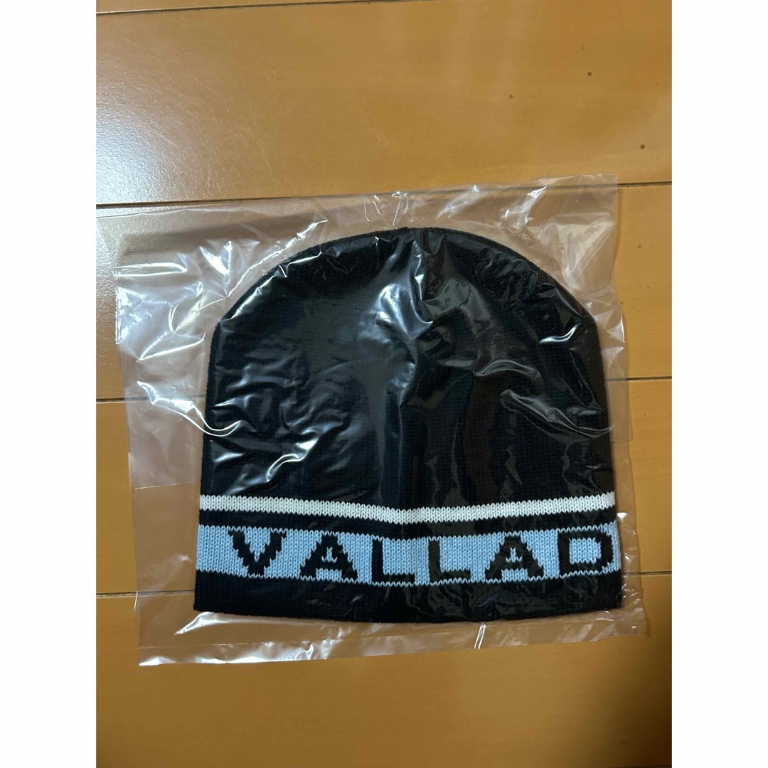 VALLAD ビーニー　青 メンズの帽子(ニット帽/ビーニー)の商品写真