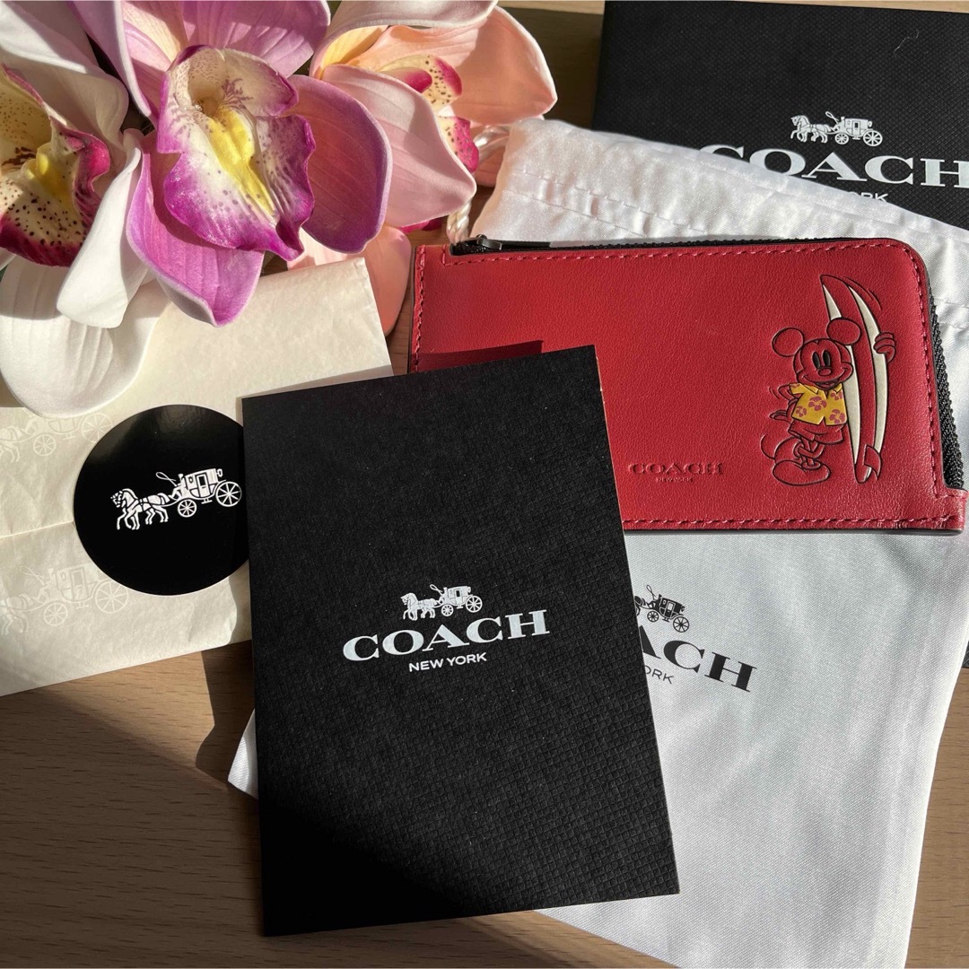 COACH(コーチ)のCOACH(コーチ) 新品 ディズニーミッキーマウス コインケース カードケース レディースのファッション小物(コインケース)の商品写真