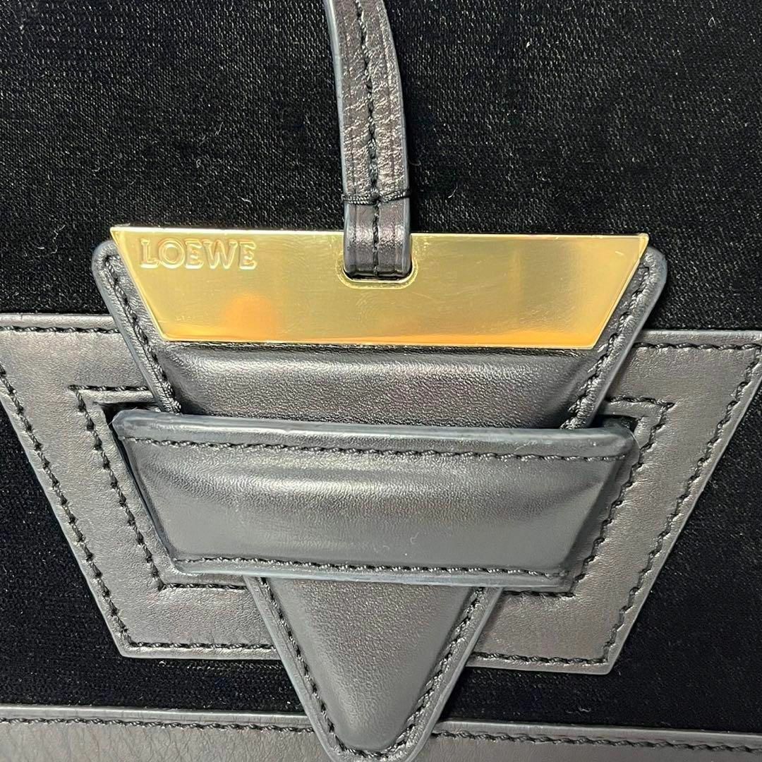 LOEWE(ロエベ)の【美品】ロエベ　バルセロナ　スエード×レザー　ブラック　ショルダーバッグ レディースのバッグ(ショルダーバッグ)の商品写真