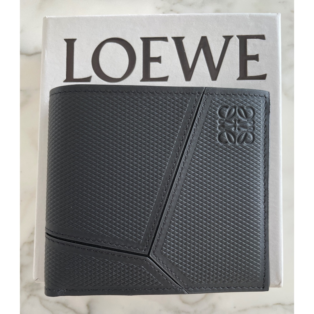 LOEWE(ロエベ)の【LOEWE】ロエベ パズル バイ フォールド ウォレット メンズのファッション小物(折り財布)の商品写真