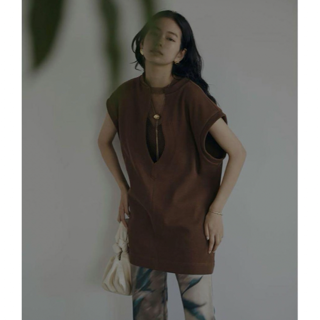 Ameri VINTAGE(アメリヴィンテージ)のMESH LAYERED WAFFLE TUNIC TOP ブラウン レディースのトップス(カットソー(半袖/袖なし))の商品写真