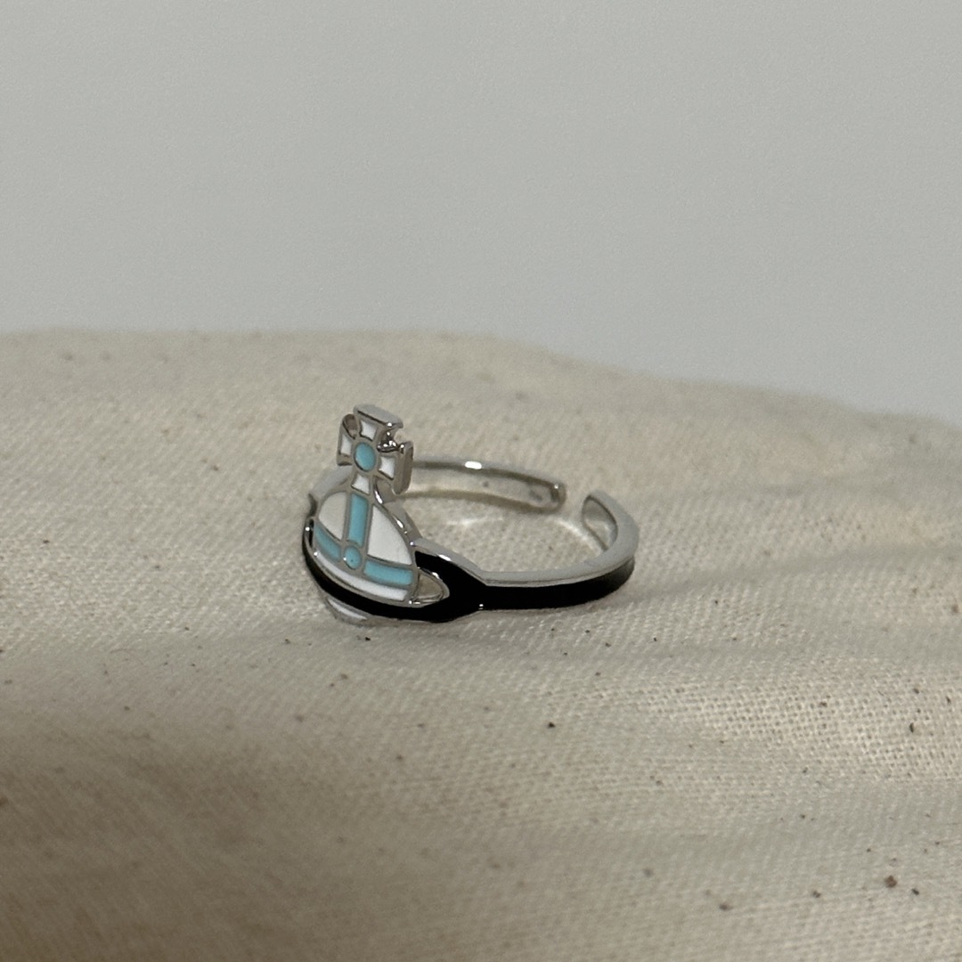 Vivienne Westwood(ヴィヴィアンウエストウッド)のヴィヴィアンウエストウッド  リング　指輪  オーブ レディースのアクセサリー(リング(指輪))の商品写真