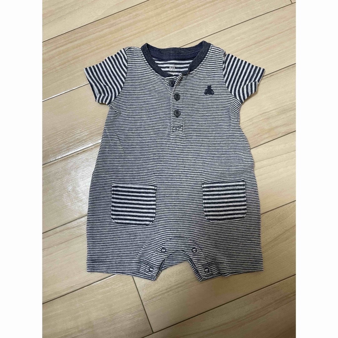 babyGAP(ベビーギャップ)のロンパース５点セット　サイズ60、70 キッズ/ベビー/マタニティのベビー服(~85cm)(ロンパース)の商品写真