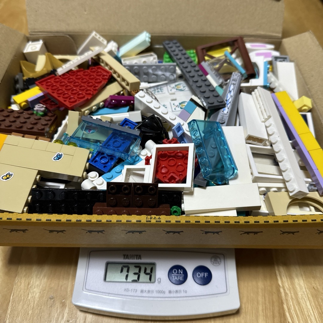 Lego(レゴ)のレゴ（lego）734g！まとめ売り 0.73kg　基本ブロック大量　中古 キッズ/ベビー/マタニティのおもちゃ(知育玩具)の商品写真
