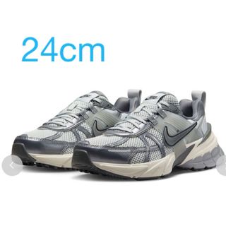 ナイキ(NIKE)の【NIKE meets emmi】W NIKE V2K RUN 24.0(スニーカー)