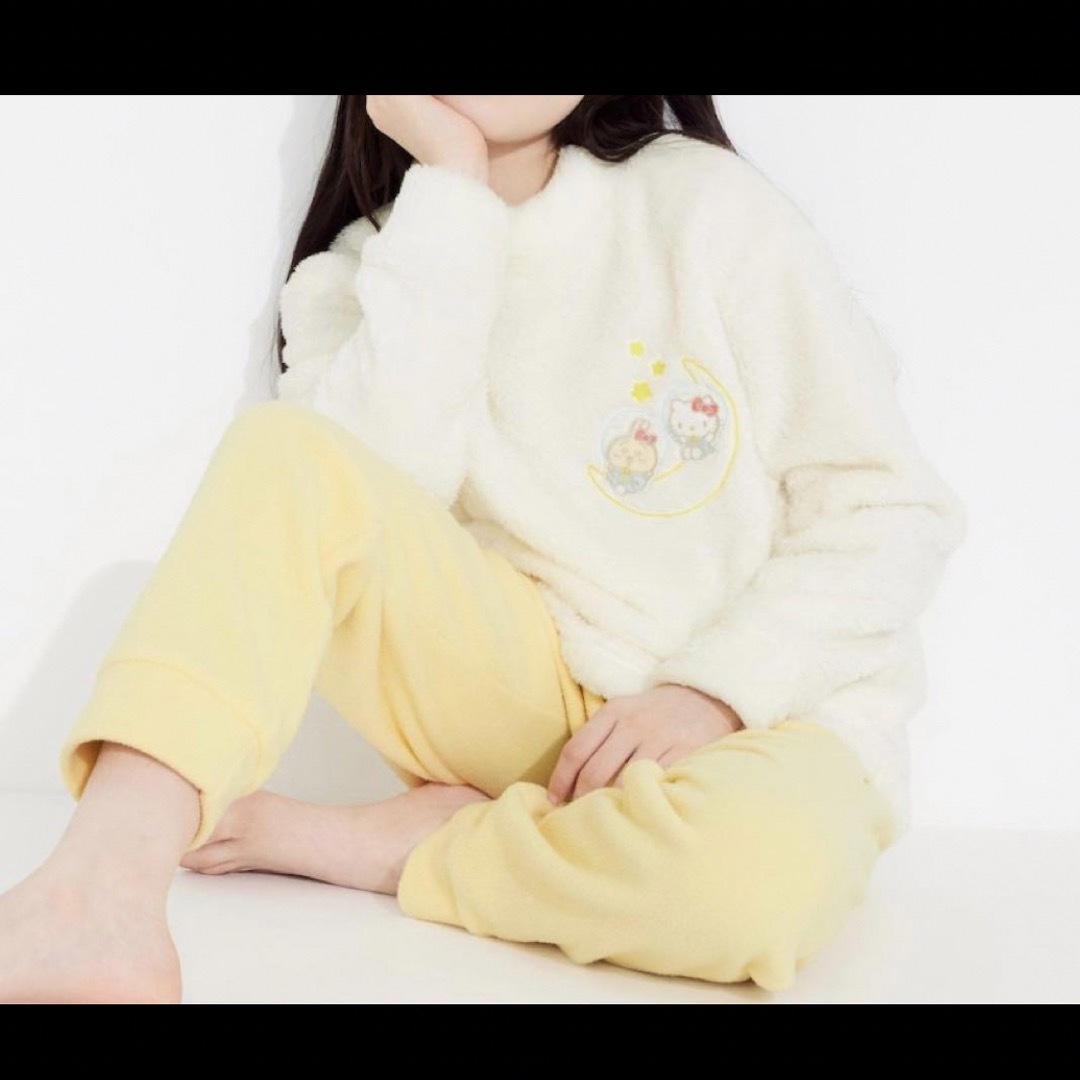 UNIQLO(ユニクロ)のパジャマ　子ども服　ちいかわ　サンリオ　フリース　ユニクロ　フリースパジャマ　冬 キッズ/ベビー/マタニティのキッズ服女の子用(90cm~)(パジャマ)の商品写真