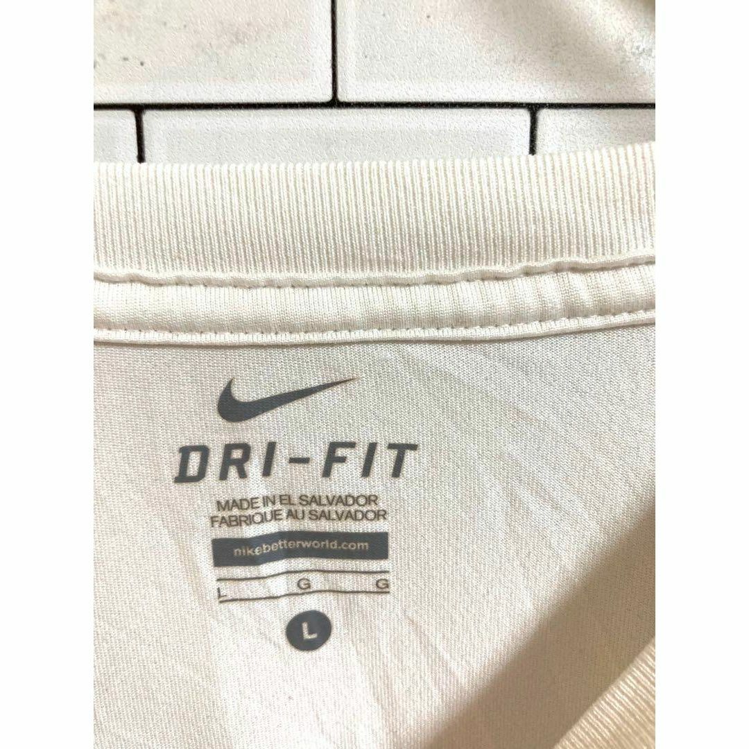 NIKE(ナイキ)のG1183 ナイキ【L】NIKE メンズ　半袖ホワイトシャツ　ビックロゴ有り メンズのトップス(Tシャツ/カットソー(半袖/袖なし))の商品写真