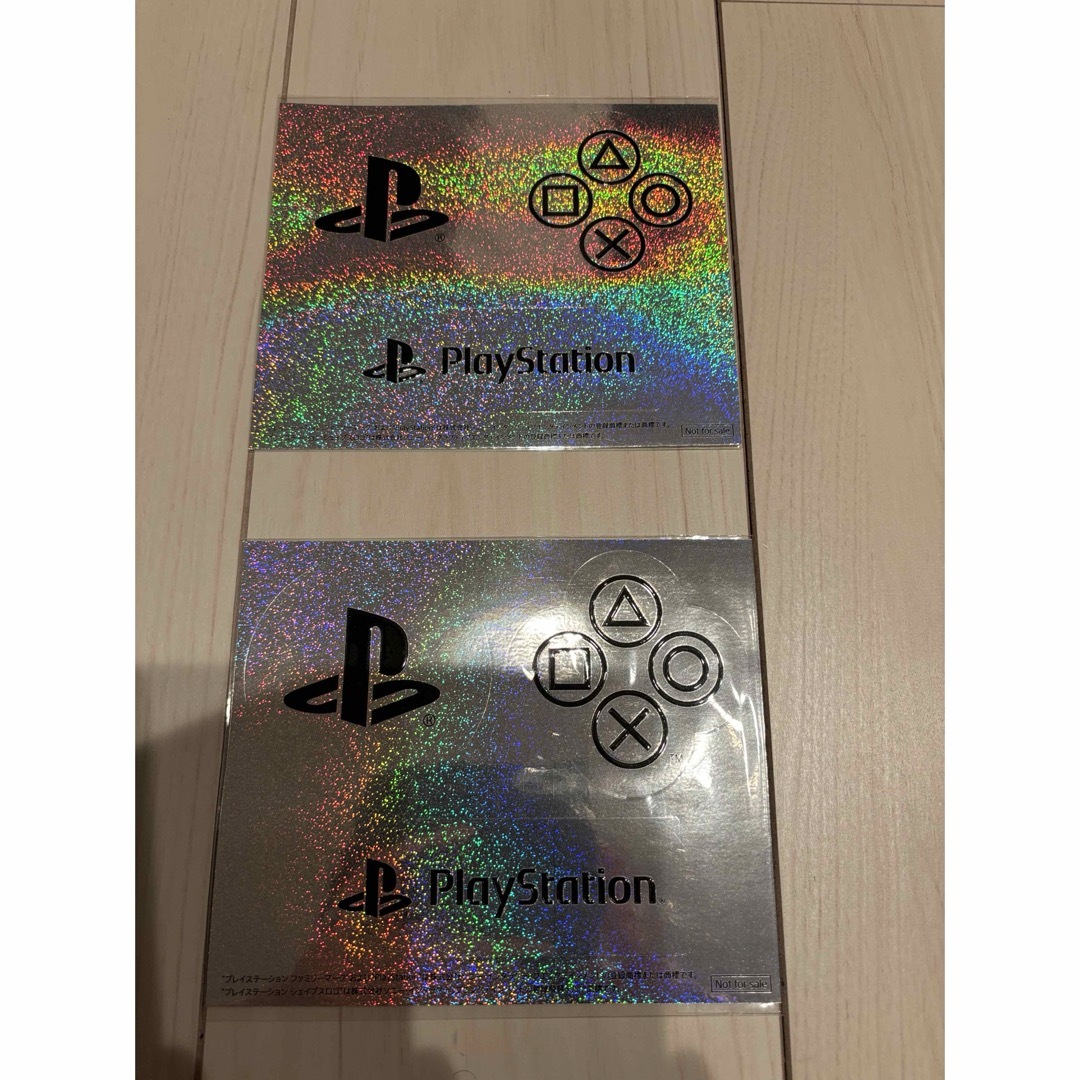 PlayStation(プレイステーション)のプレイステーション　ステッカー　２枚セット　匿名配送 エンタメ/ホビーのゲームソフト/ゲーム機本体(その他)の商品写真