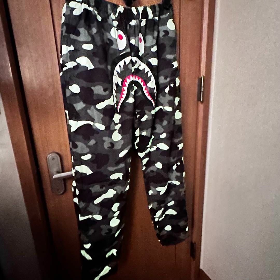A BATHING APE - 蓄光 Bape city camo shark cotton pantsの通販 A BATHING APE - 蓄光 Bape city camo shark cotton pantsの通販