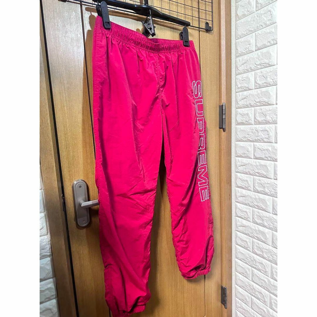 Supreme(シュプリーム)のsupreme SpelloutEmbroidered Track Pants メンズのパンツ(その他)の商品写真