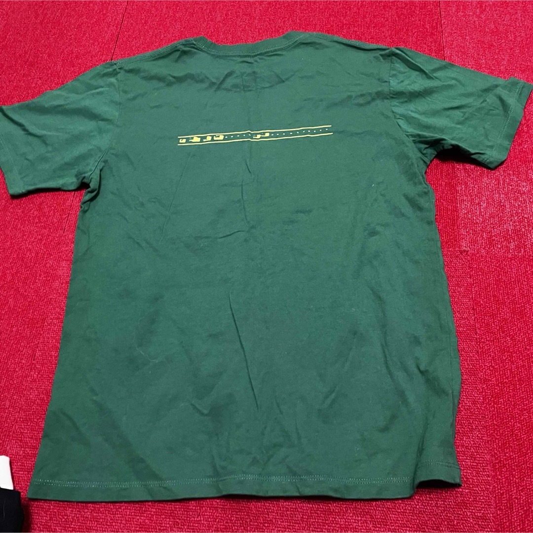 Design Tshirts Store graniph(グラニフ)のbaiya デザインティーシャツストアグラニフ　メンズ　半袖　緑　トラフィック メンズのトップス(Tシャツ/カットソー(半袖/袖なし))の商品写真
