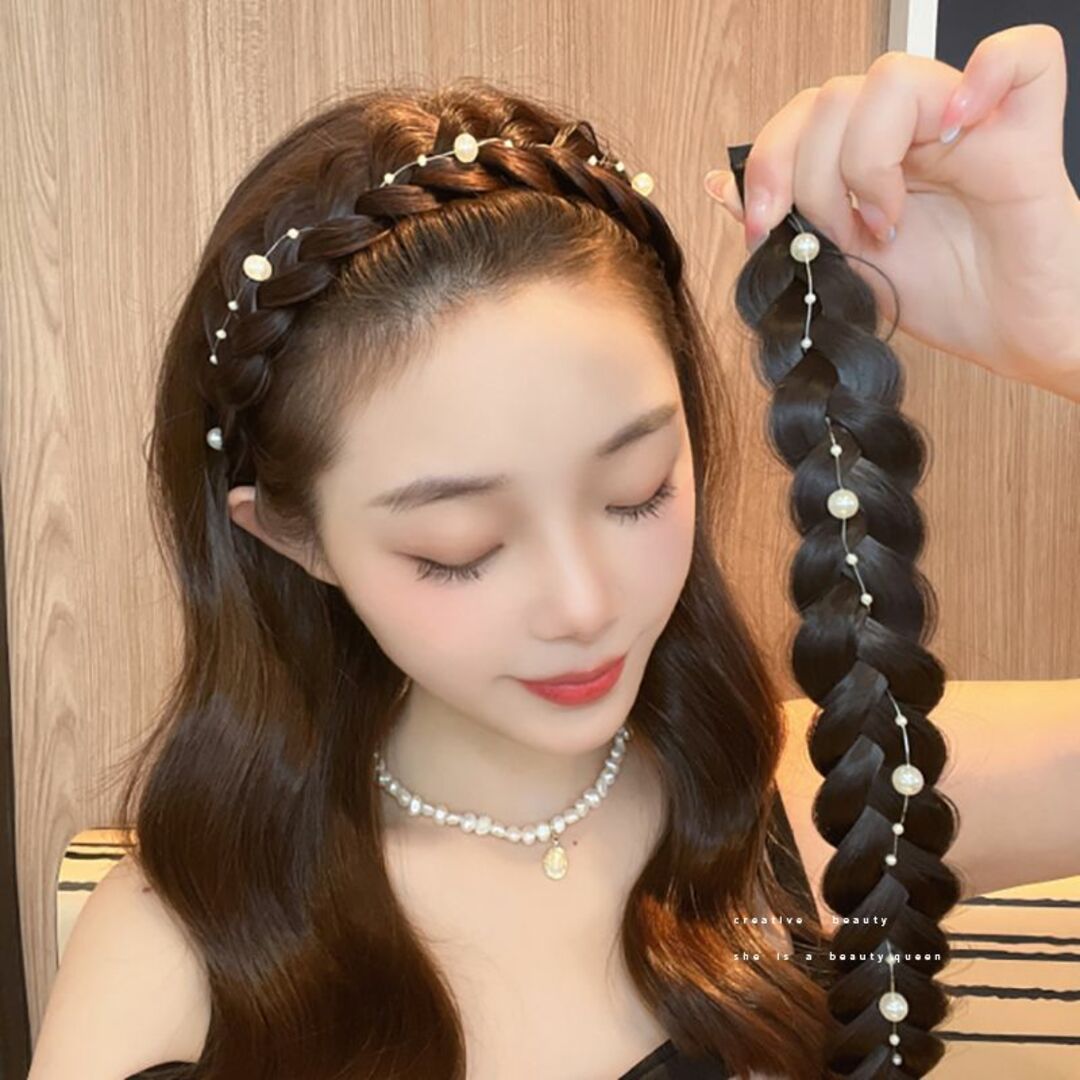 かつらヘッドバンド ウィッグ三つ編みヘアバンド パールウィッグカチューシャ レディースのヘアアクセサリー(ヘアバンド)の商品写真