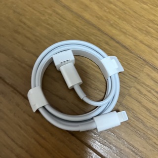 アップル(Apple)のiPhone  Lightningケーブル　cタイプ(バッテリー/充電器)