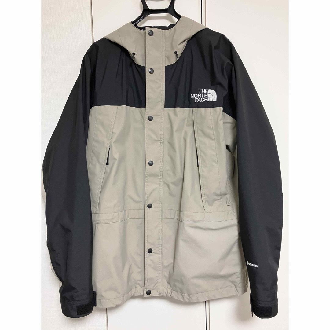 THE NORTH FACE(ザノースフェイス)の【ノースフェイス】マウンテンライトジャケット　XXL メンズのジャケット/アウター(マウンテンパーカー)の商品写真