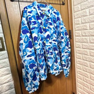 アベイシングエイプ(A BATHING APE)のBape blue camo coach jacket(ナイロンジャケット)