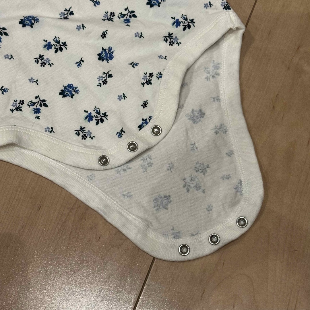 babyGAP - ギャップベビー 花柄ロンパース6〜12monthの通販 by shop