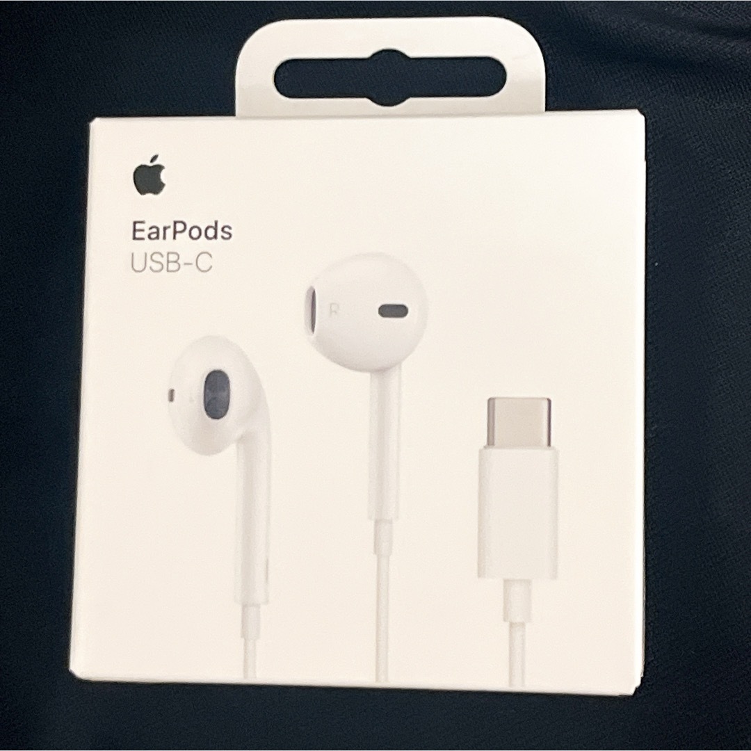 Apple(アップル)の【新品未使用】 Apple EarPods USB-C Type-c イヤホン スマホ/家電/カメラのオーディオ機器(ヘッドフォン/イヤフォン)の商品写真