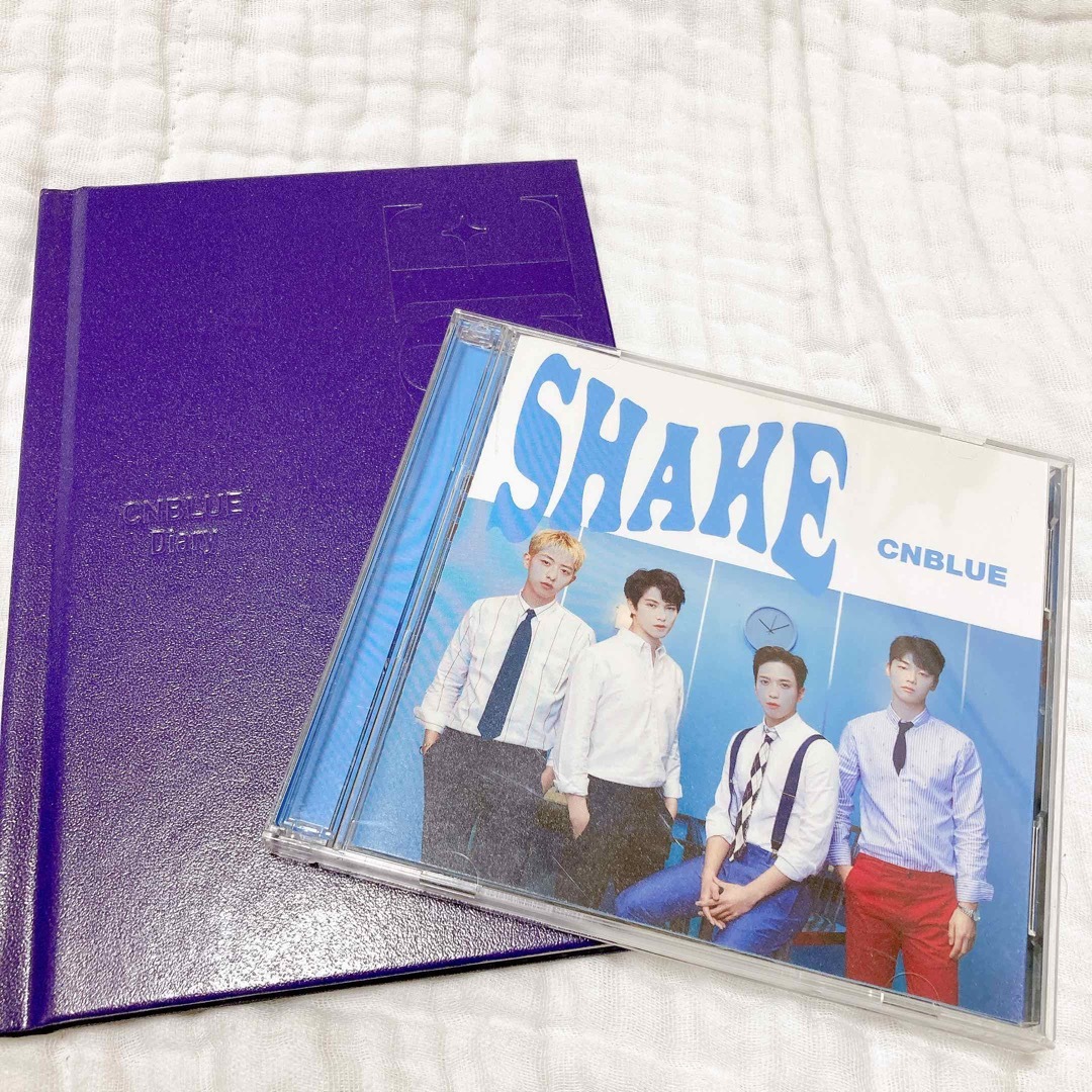 CNBLUE(シーエヌブルー)のCNBLUE SHAKE CD DVD ブルー エンタメ/ホビーのCD(K-POP/アジア)の商品写真