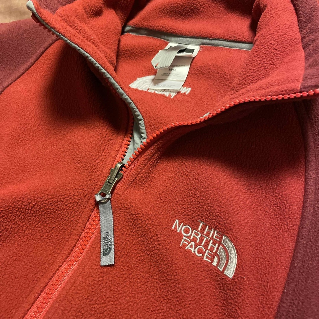 THE NORTH FACE(ザノースフェイス)のノースフェイス フリース ジャケット North Face レディース レッド レディースのジャケット/アウター(その他)の商品写真