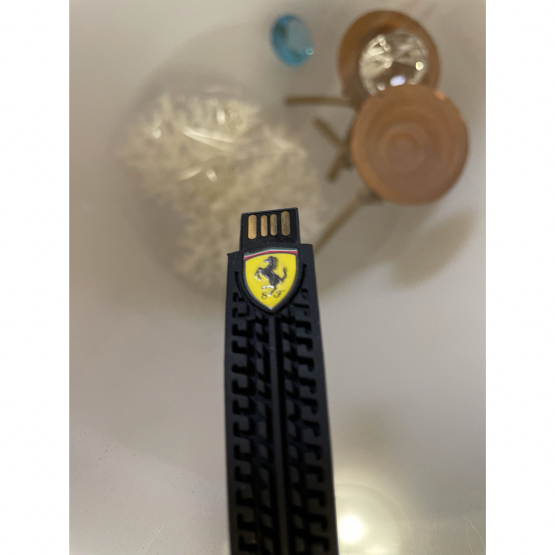 Ferrari(フェラーリ)の新品　フェラーリ　ラバー　バンド エンタメ/ホビーのコレクション(ノベルティグッズ)の商品写真