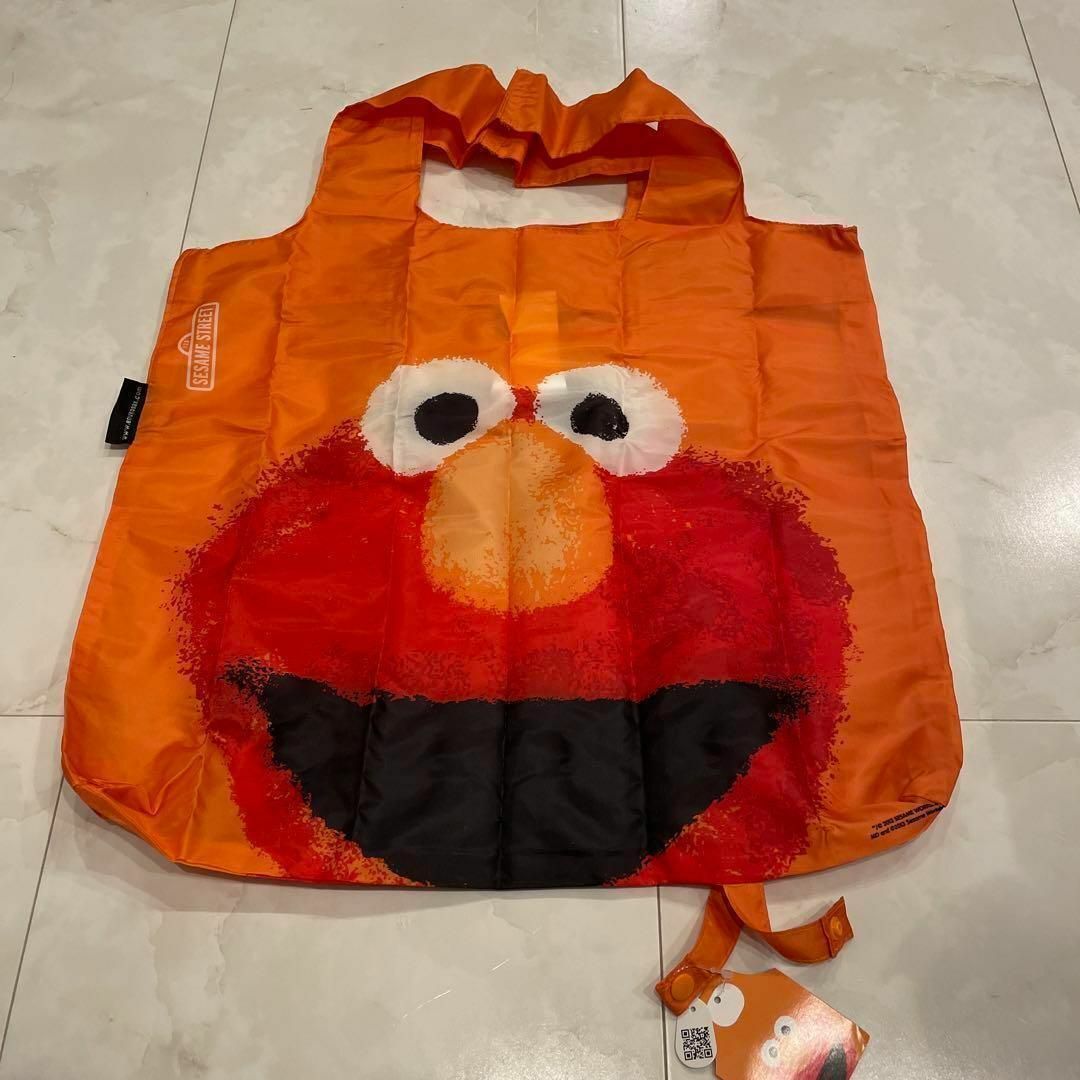 SESAME STREET(セサミストリート)のセサミストリート エルモ 折りたたみ式 エコバッグ コンパクト 可愛い レディースのバッグ(エコバッグ)の商品写真