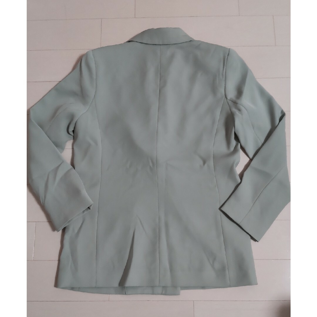 GU(ジーユー)のGUテーラードジャケット　M レディースのジャケット/アウター(テーラードジャケット)の商品写真