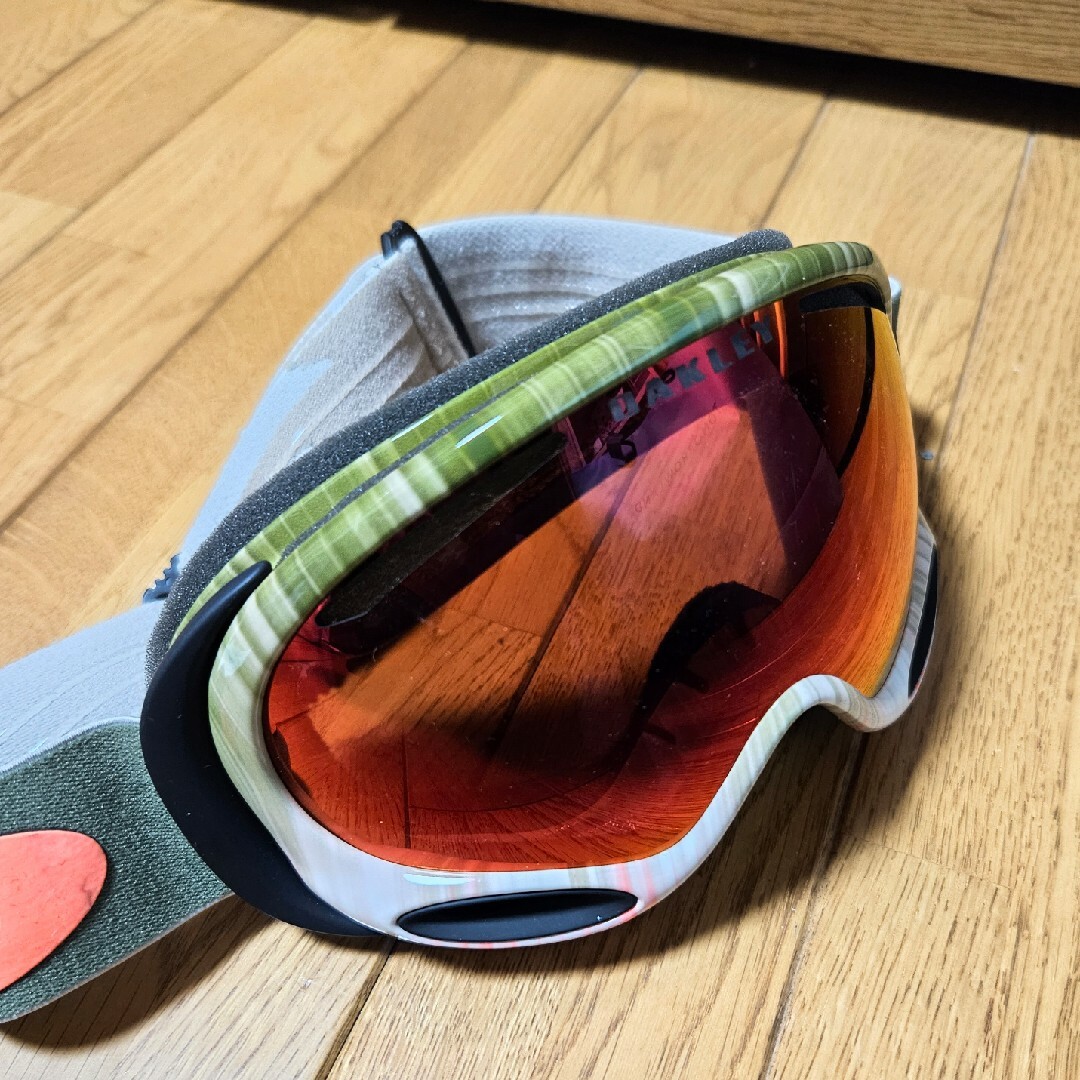 Oakley(オークリー)のOAKLEY/オークリー　A FRAME スポーツ/アウトドアのスノーボード(ウエア/装備)の商品写真