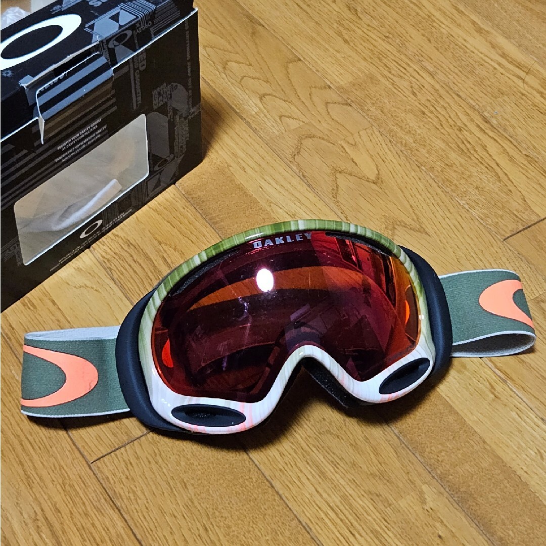 Oakley(オークリー)のOAKLEY/オークリー　A FRAME スポーツ/アウトドアのスノーボード(ウエア/装備)の商品写真