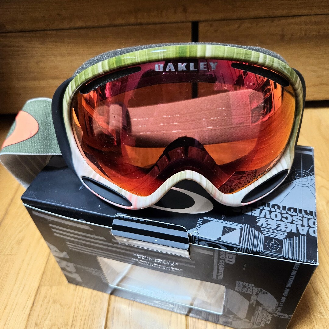 Oakley(オークリー)のOAKLEY/オークリー　A FRAME スポーツ/アウトドアのスノーボード(ウエア/装備)の商品写真