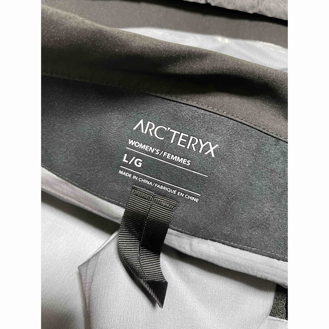 ARC'TERYX(アークテリクス)のARC'TERYX Beta AR Jacket / ベータ AR ジャケット レディースのジャケット/アウター(ナイロンジャケット)の商品写真