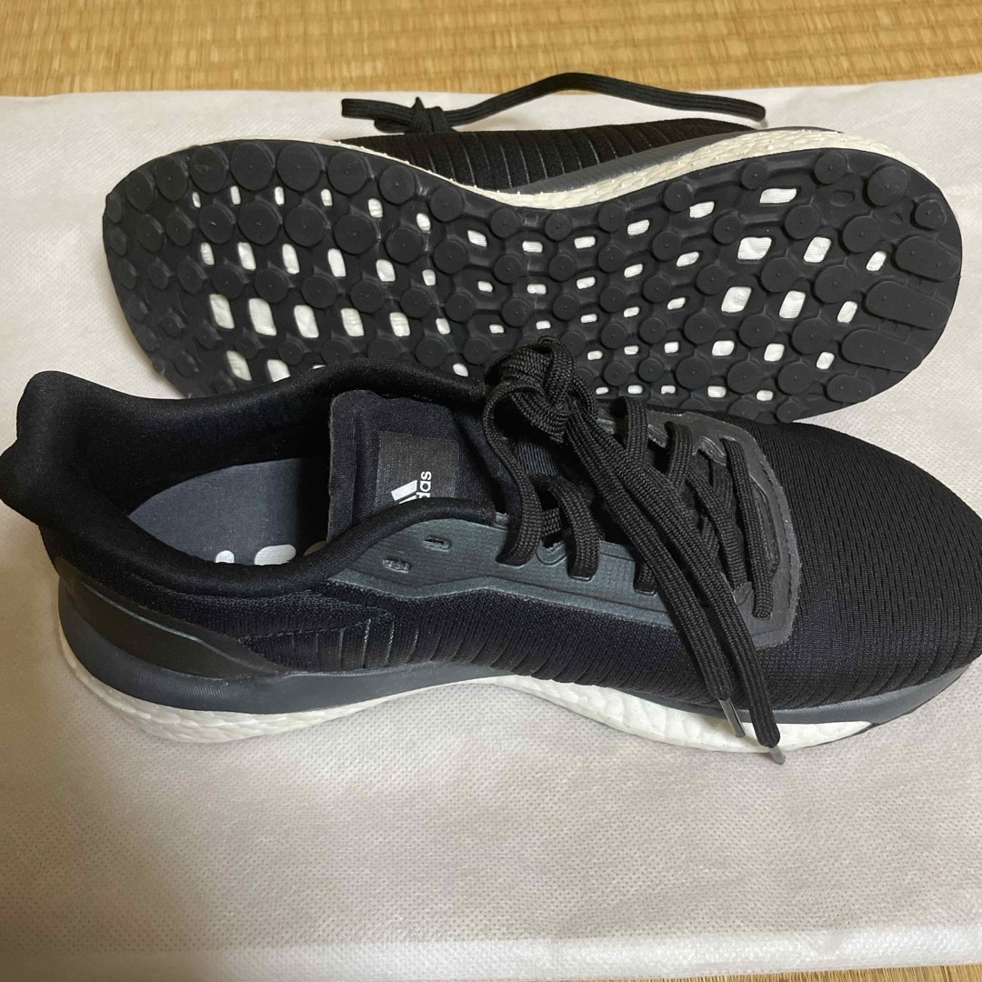 adidas(アディダス)の【新品/未使用】adidas SOLARDRIVE サイズ25.5cm メンズの靴/シューズ(スニーカー)の商品写真