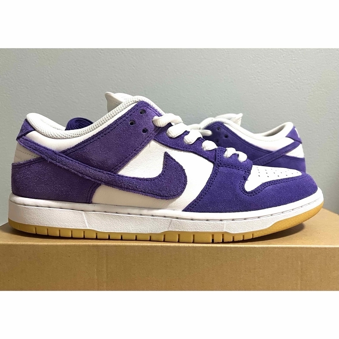 NIKE(ナイキ)の【新品未使用】NIKE DUNK SB LOW コートパープル（27.5cm） メンズの靴/シューズ(スニーカー)の商品写真