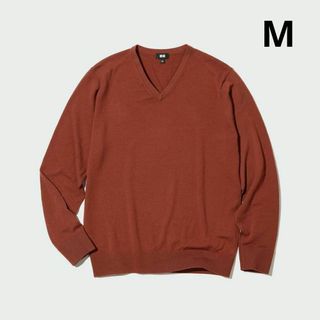 ユニクロ(UNIQLO)のエクストラファインメリノVネックセーター ダークオレンジ　M　ユニクロ(ニット/セーター)