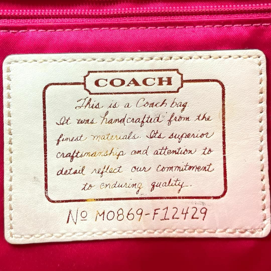 COACH(コーチ)のコーチ シグネチャーキャンバス トートバッグ レザー ピンク 白 レディース レディースのバッグ(トートバッグ)の商品写真