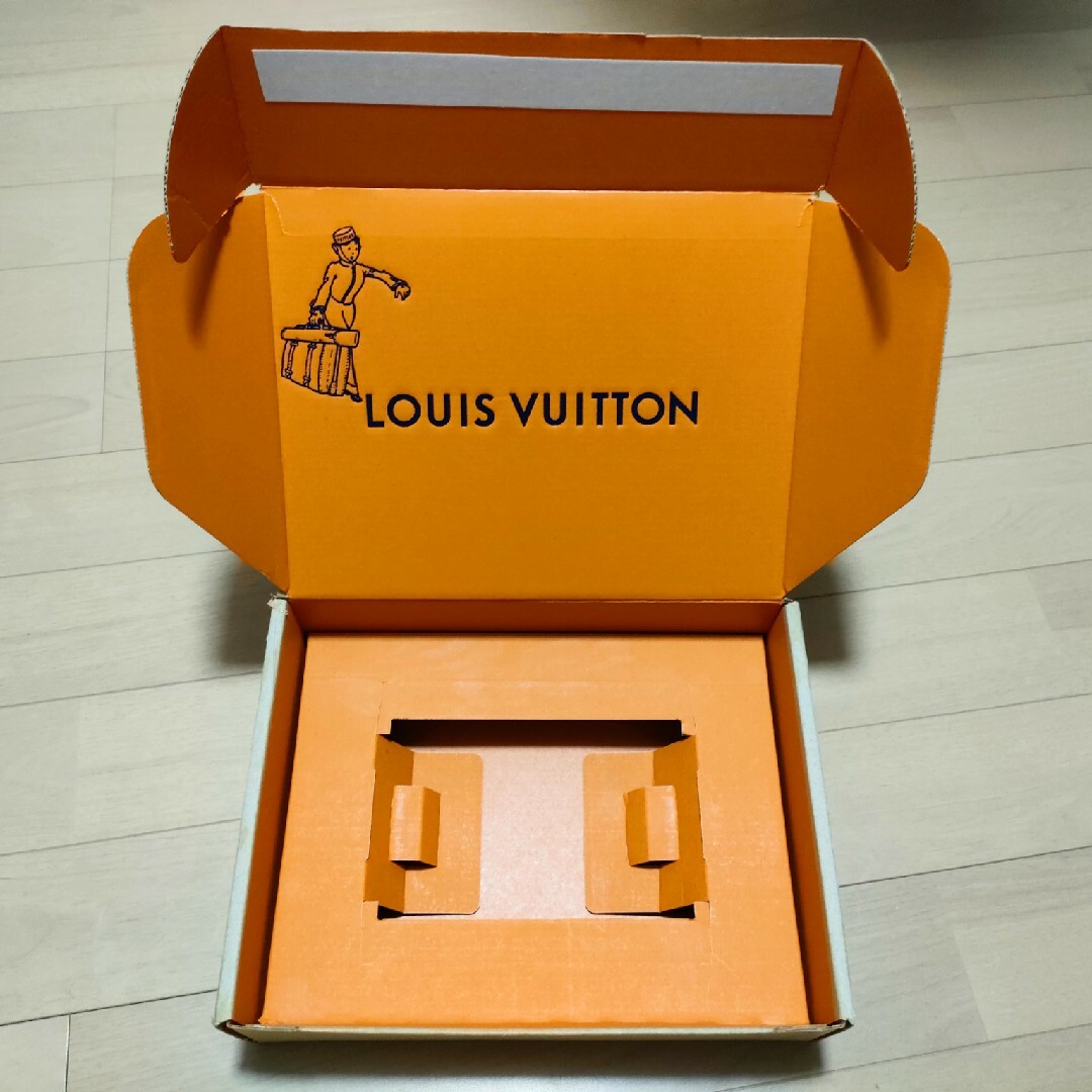 LOUIS VUITTON(ルイヴィトン)の【LOUIS VUITTON】正規店 ボックス　空箱 レディースのバッグ(ショップ袋)の商品写真