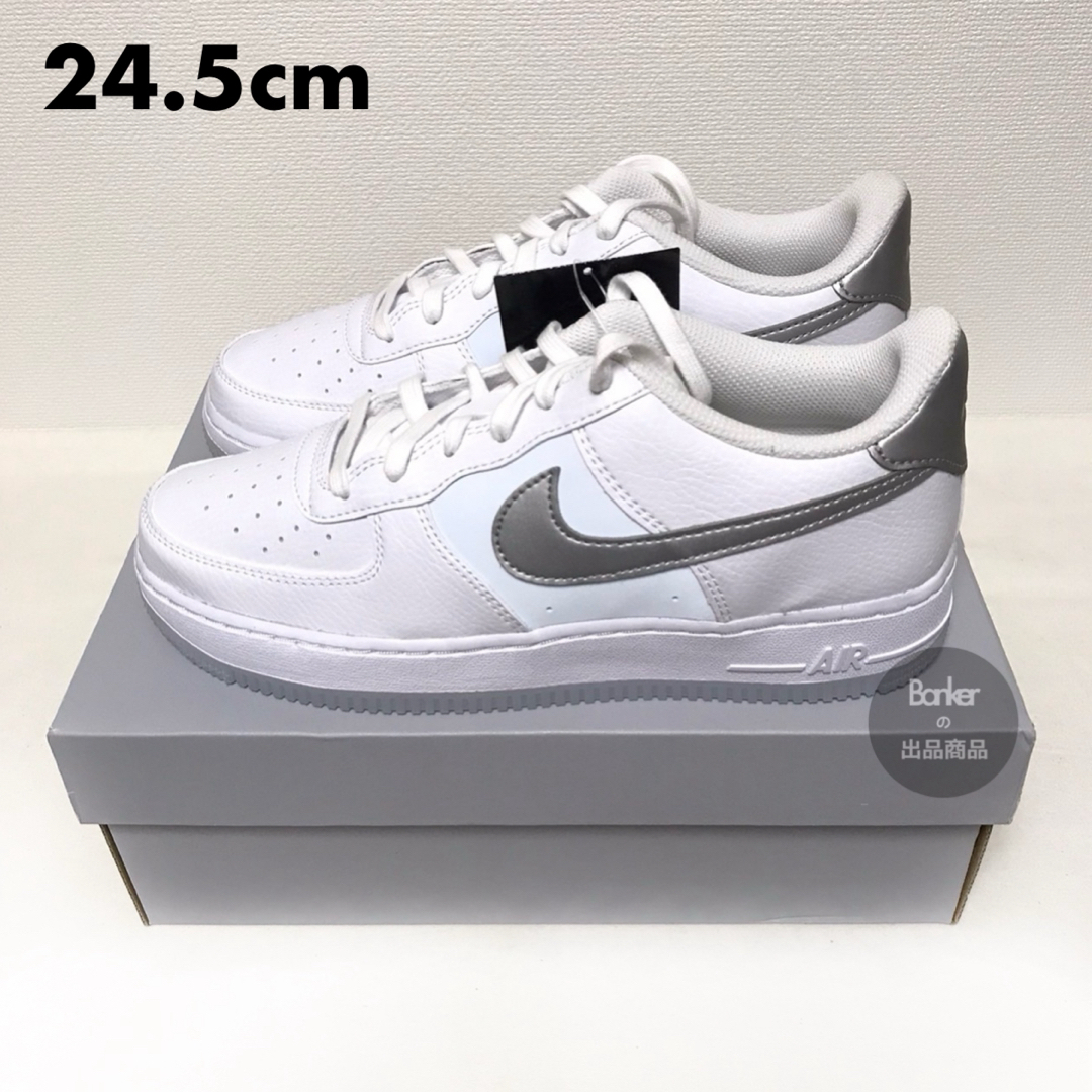 NIKE(ナイキ)の【24.5】NIKE AIR FORCE 1 GS ホワイト ピュアプラチナム レディースの靴/シューズ(スニーカー)の商品写真