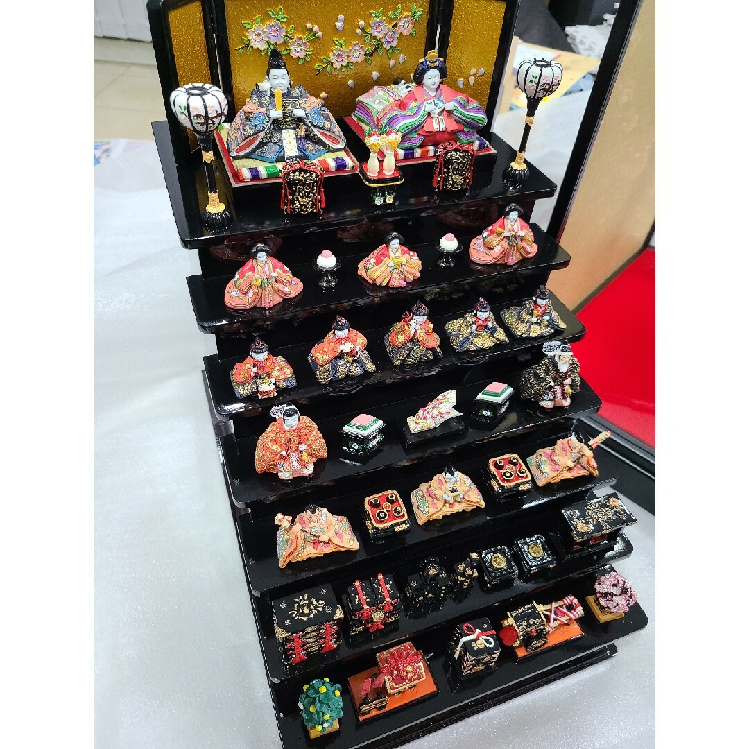 ほぼ新品】ミニチュア雛人形 7段飾り お雛様 ひな祭り 雛祭 ほぼ新品】ミニチュア雛人形 7段飾り お雛様 ひな祭り 雛祭