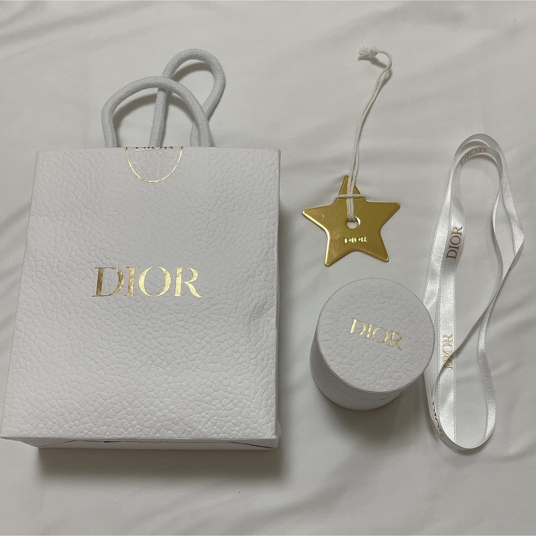 Dior ディオール 箱、紙袋 、リボン、ペンダント.