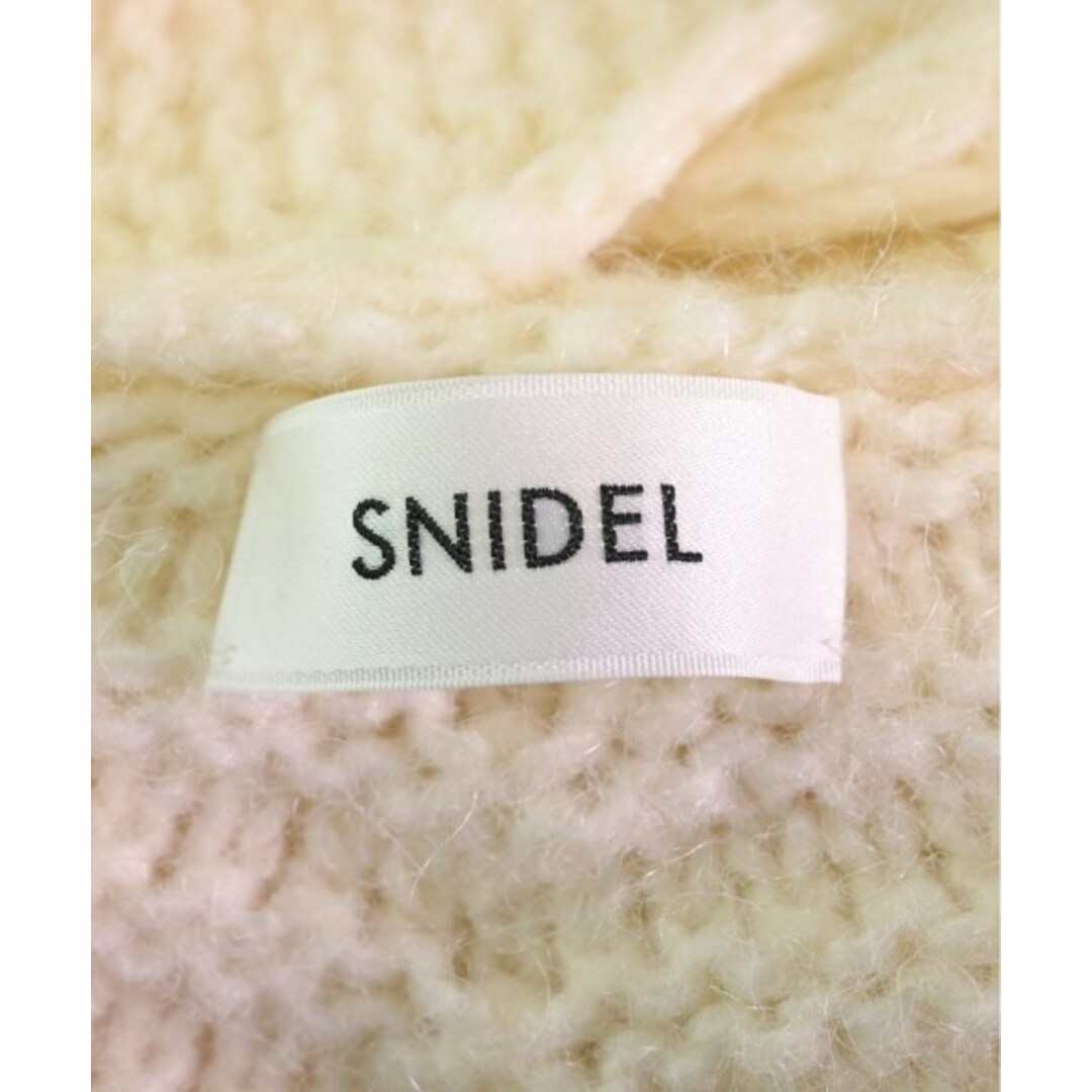 SNIDEL(スナイデル)のSNIDEL スナイデル カーディガン ONE 白 【古着】【中古】 レディースのトップス(カーディガン)の商品写真