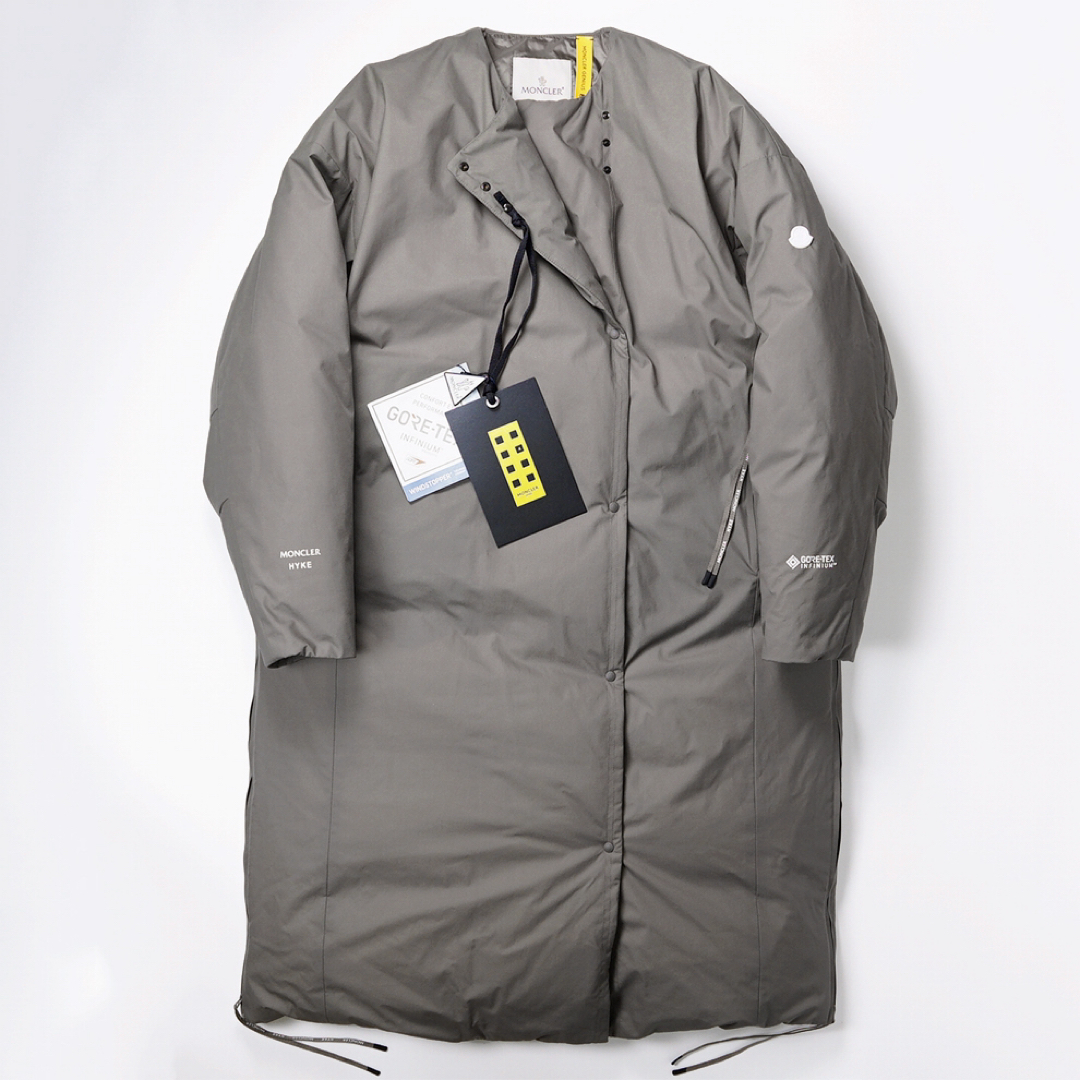 MONCLER(モンクレール)のムベラニスMONCLER HYKE モンクレールハイクゴアテックスダウンコート1 レディースのジャケット/アウター(ダウンコート)の商品写真