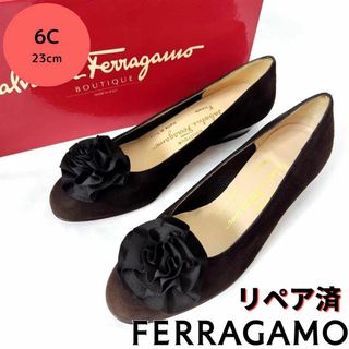 サルヴァトーレフェラガモ(Salvatore Ferragamo)の未使用品❤箱付き☆フェラガモ【Ferragamo】フラワー スエード パンプス(ハイヒール/パンプス)