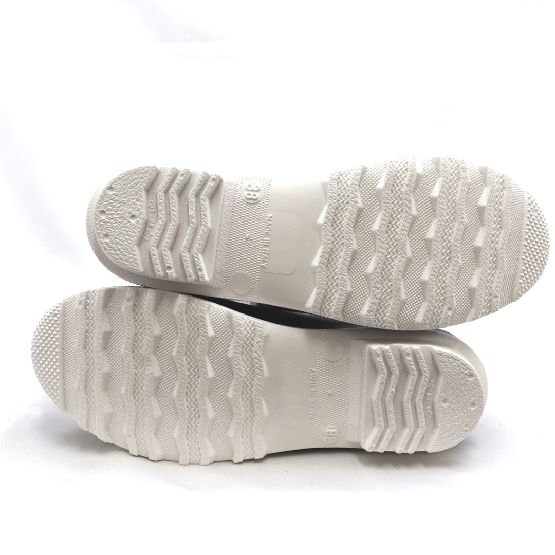 MONCLER(モンクレール)の新品同様 モンクレール ベルトデザイン レインシューズ レディース 黒 白 38 レインブーツ ロゴ MONCLER レディースの靴/シューズ(レインブーツ/長靴)の商品写真