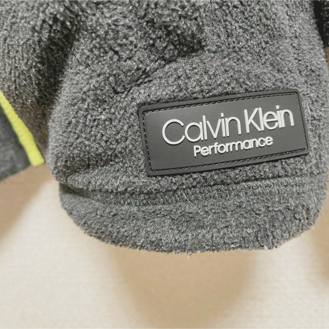 Calvin Klein(カルバンクライン)のCalvin Klein カルバンクライン　ダークグレー　パーカー　フーディー メンズのトップス(パーカー)の商品写真