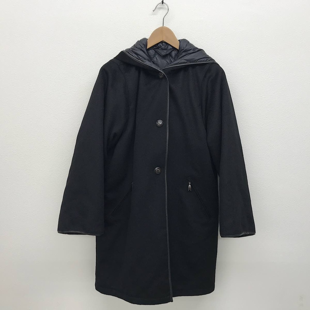 Max Mara(マックスマーラ)の『USED』 MAX MARA マックスマーラ Max Mara RAINWEAR  アルパカ リバーシブルコート コート アルパカ ブラック【中古】 レディースのジャケット/アウター(ロングコート)の商品写真