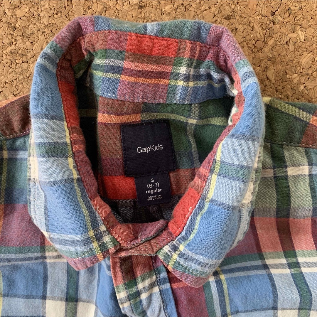 GAP Kids(ギャップキッズ)のＧＡＰ　チェック　長袖シャツ　ギャップ　チェック柄　ネルシャツ キッズ/ベビー/マタニティのキッズ服男の子用(90cm~)(ブラウス)の商品写真